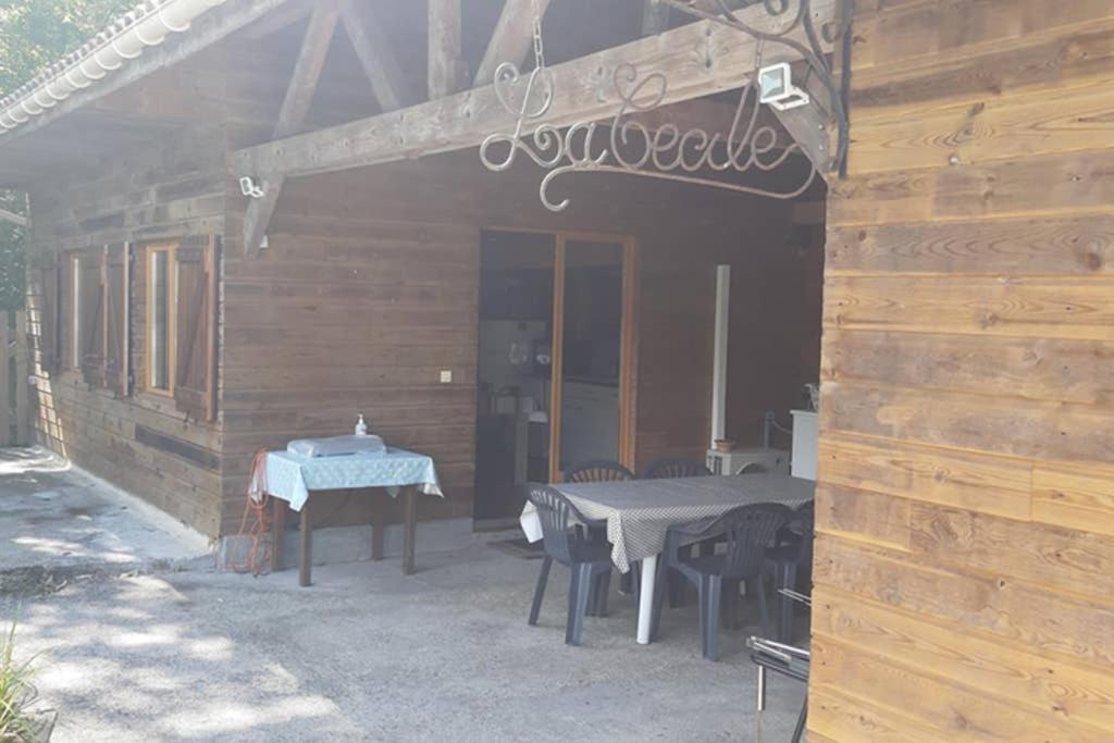 La Cabane Au Fond Du Jardin Arsac Exterior photo