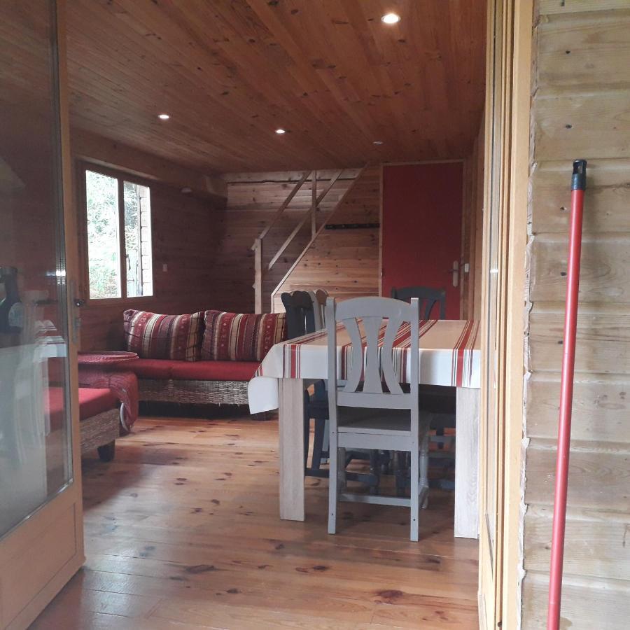 La Cabane Au Fond Du Jardin Arsac Exterior photo